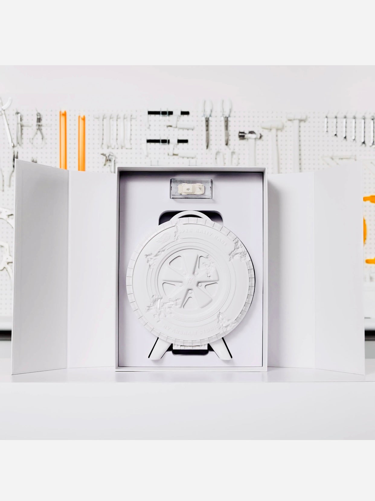 Hot Wheels 2024 RLC Exclusive Hot Wheels x Daniel Arsham Eroded Porsche 930 and Rally Case - Open Box
