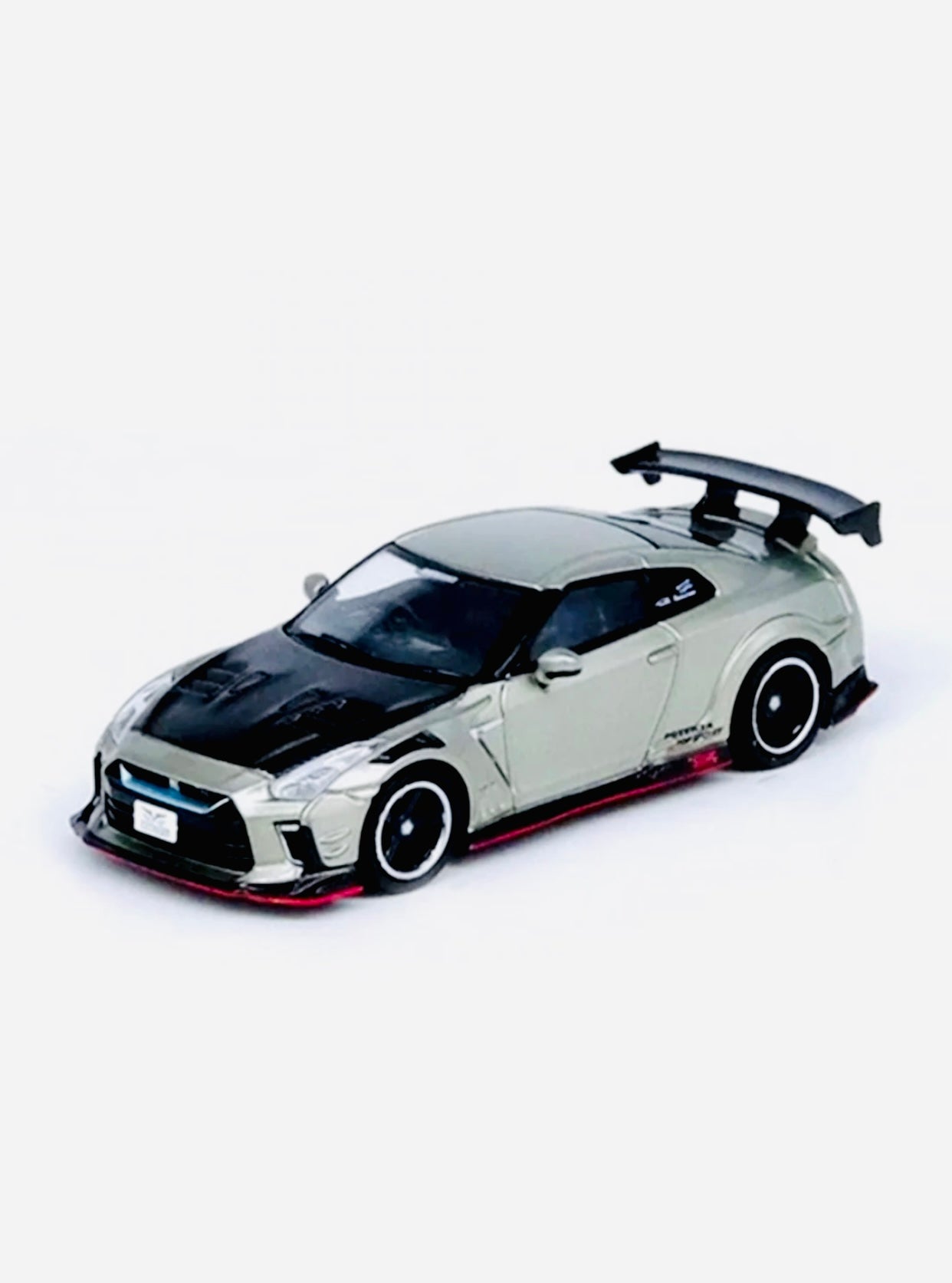 Inno64 Nissan Skyline GT-R (R35) "Top Secret"